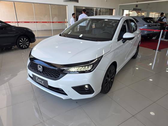 HONDA CITY 1.5 i-VTEC FLEX HATCH TOURING CVT